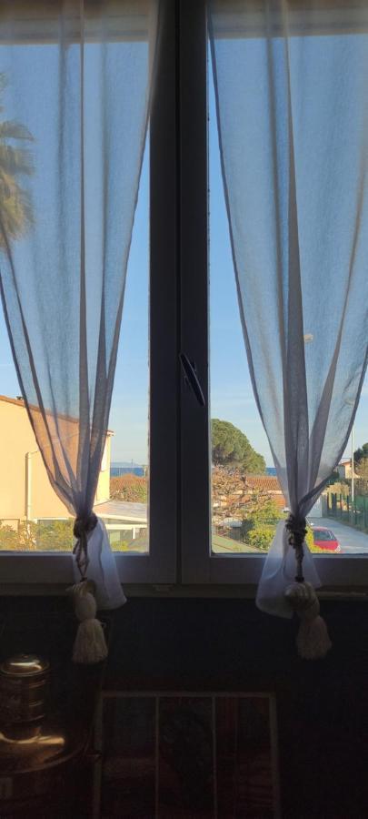 2 Côté Hyères
